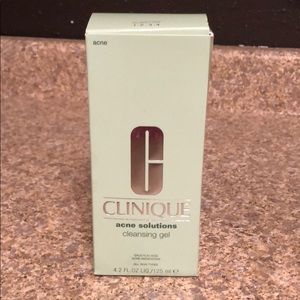 Clinique Acne Solutions Clearing Gel. Never Used.